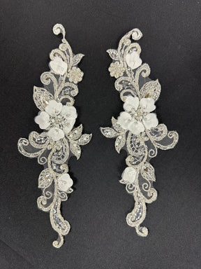 Appliques en dentelle perlée ivoire - T334