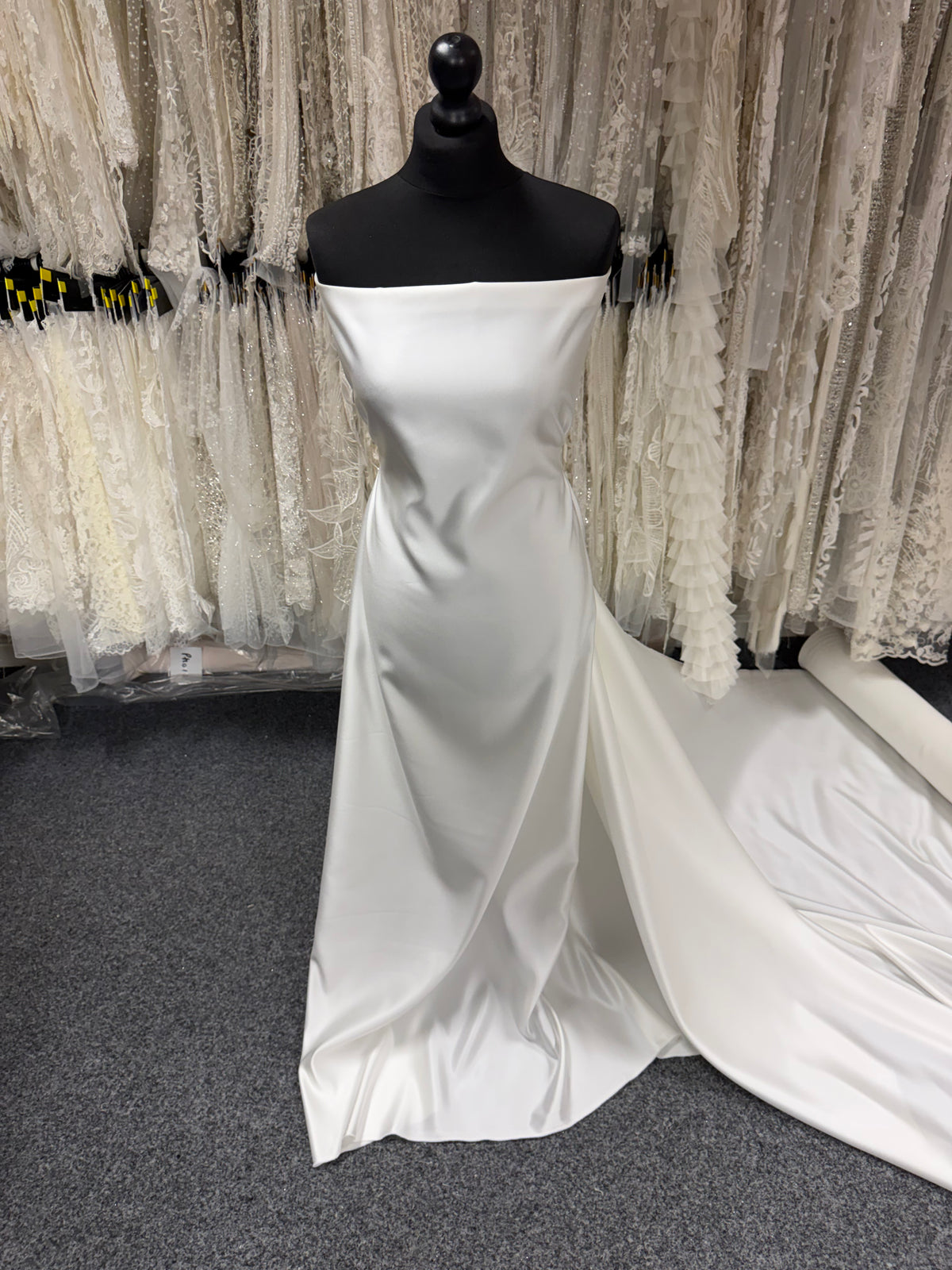 Satin duchesse écologique ivoire S - PB1011