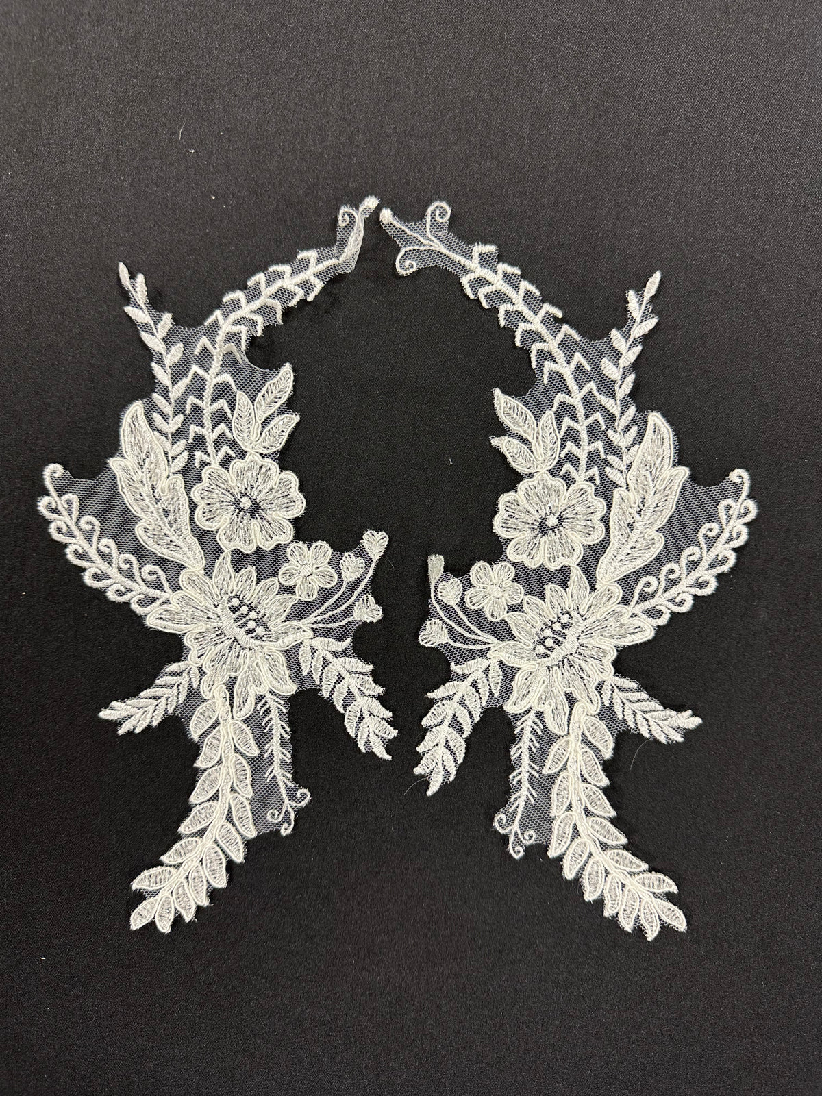 Appliques à paillettes ivoire - MT6002