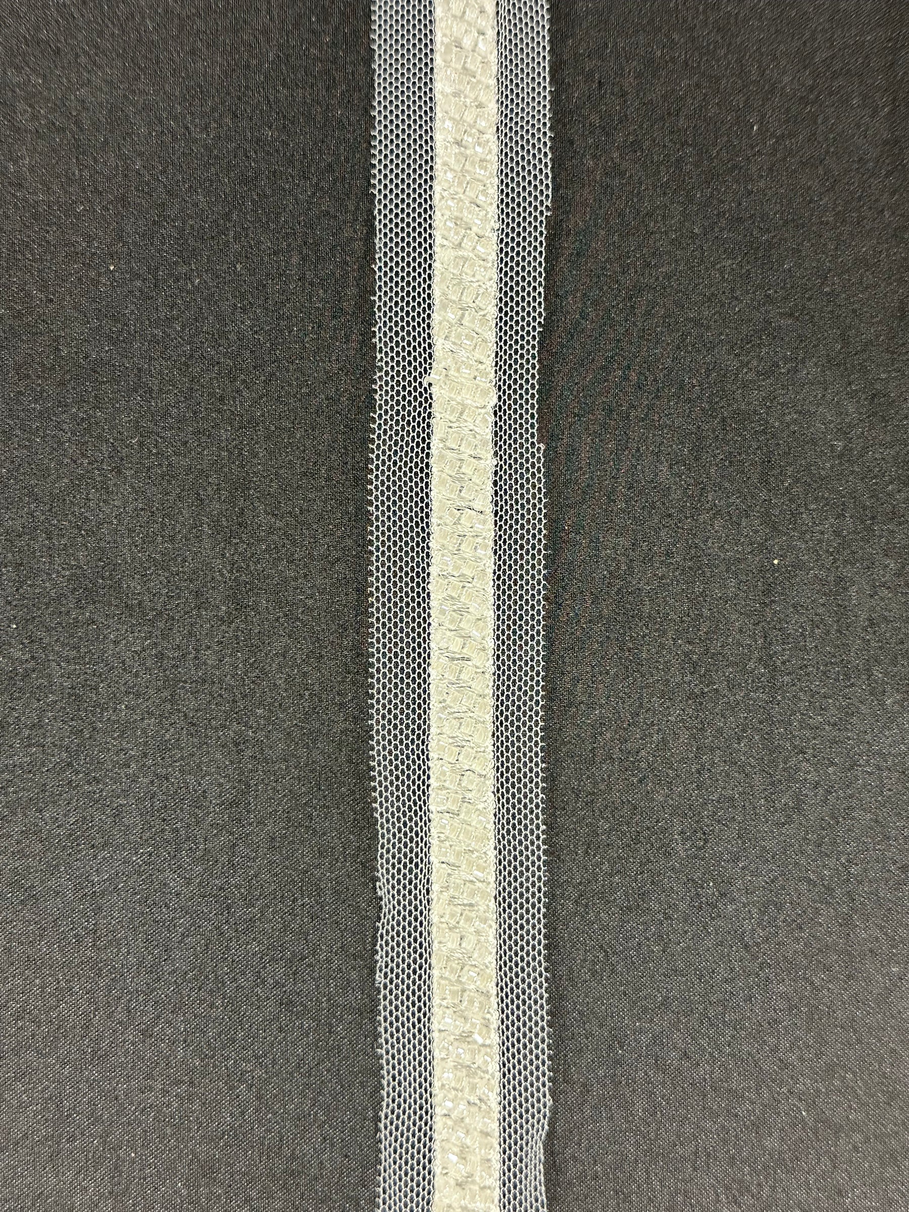 Bordure de robe ivoire perlée - EH2002