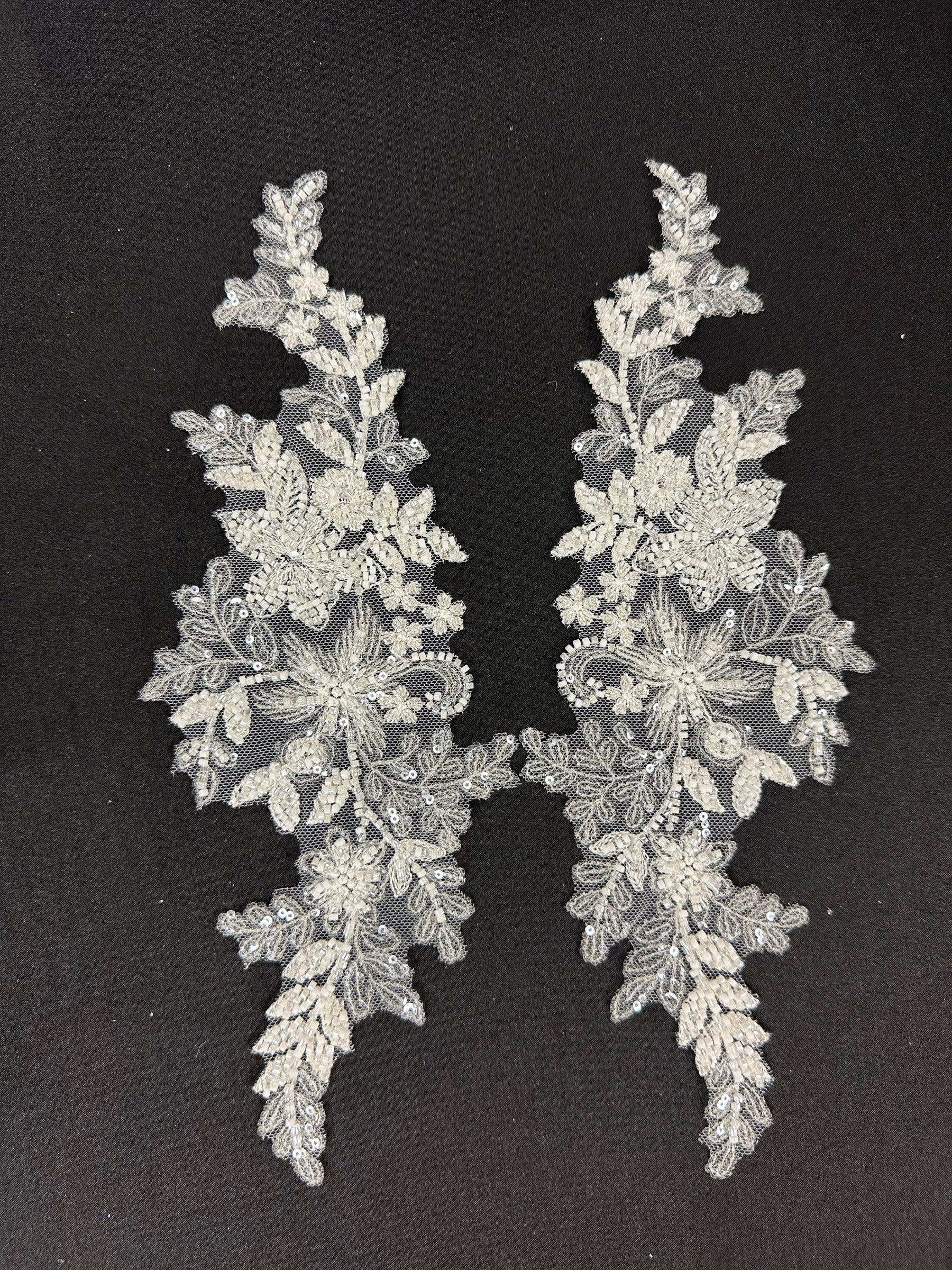 Appliques perlées ivoire - MT4007