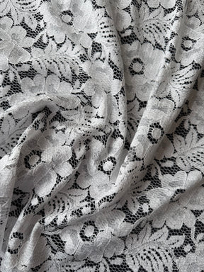 Dentelle florale ivoire pâle - P199
