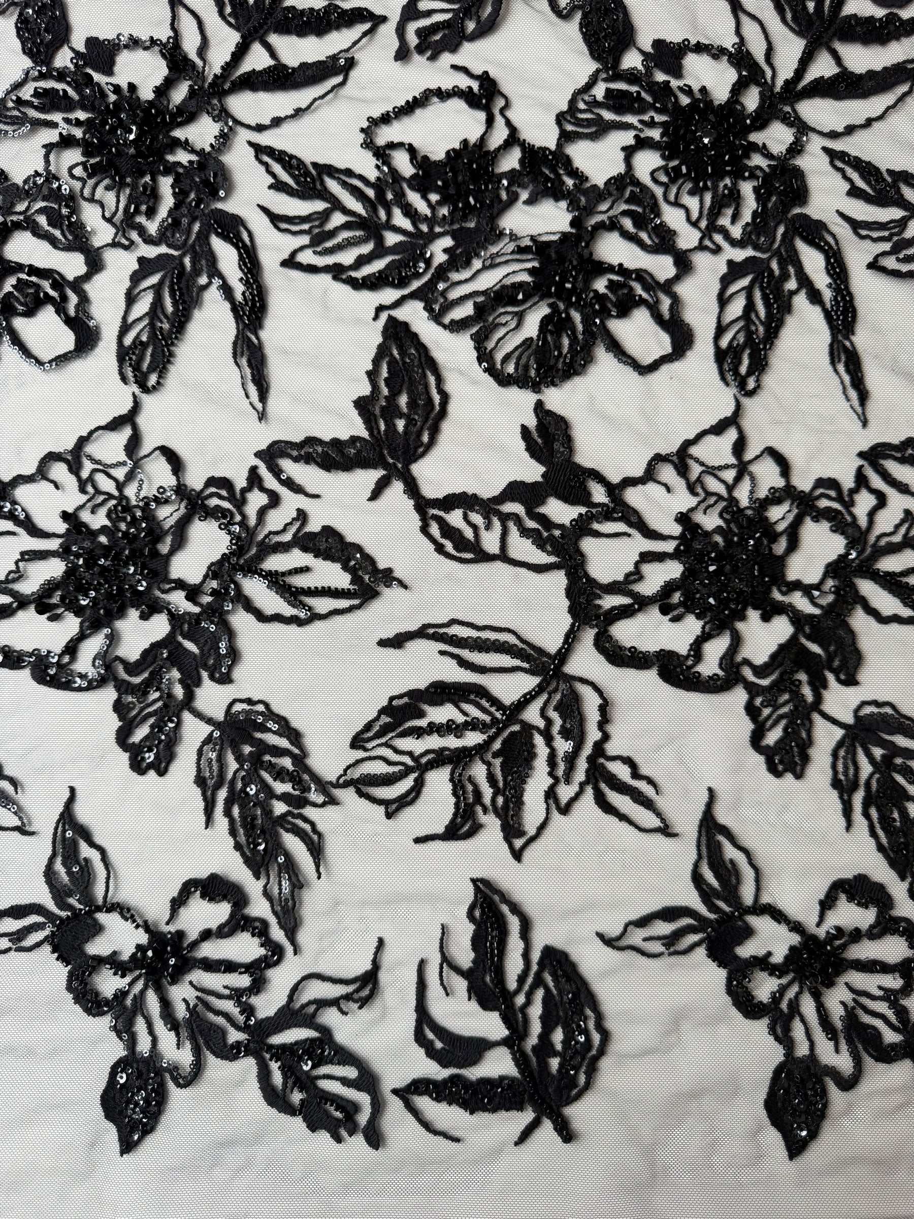Tulle noir brodé de perles - EB1100