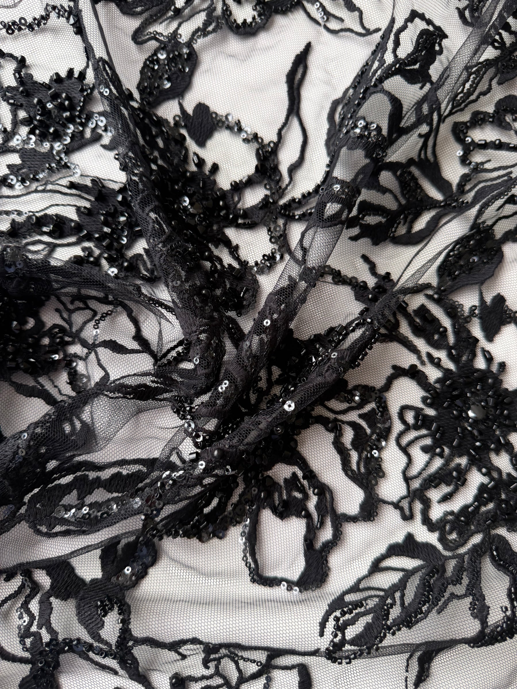 Tulle noir brodé de perles - EB1100