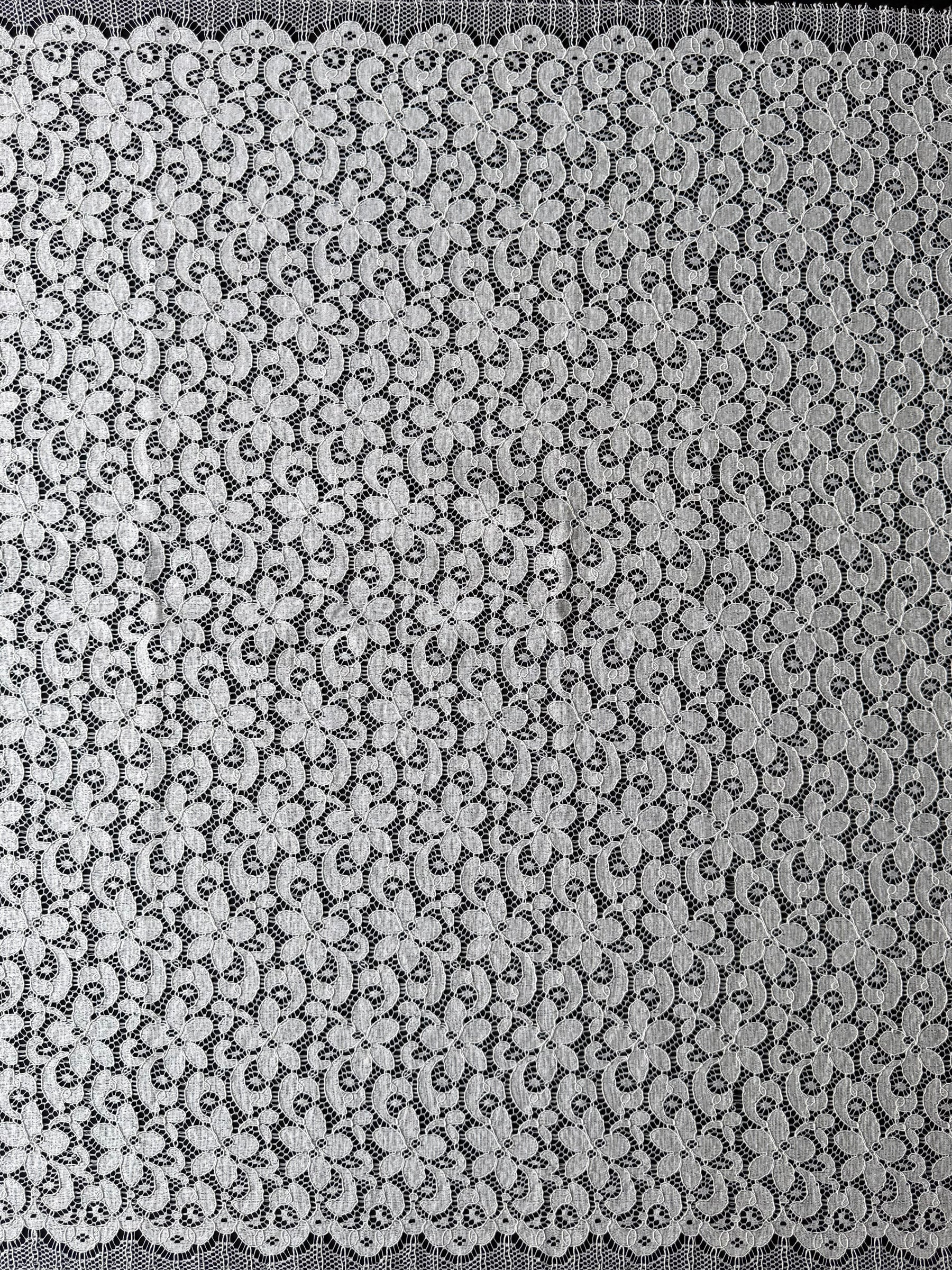 Dentelle française festonnée ivoire - LA4008