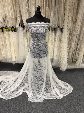Ivory Raschel Lace - P222