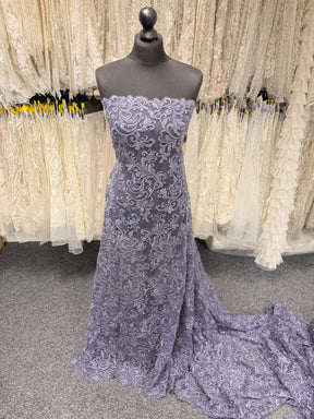 Tulle brodé de perles indigo - EB1069