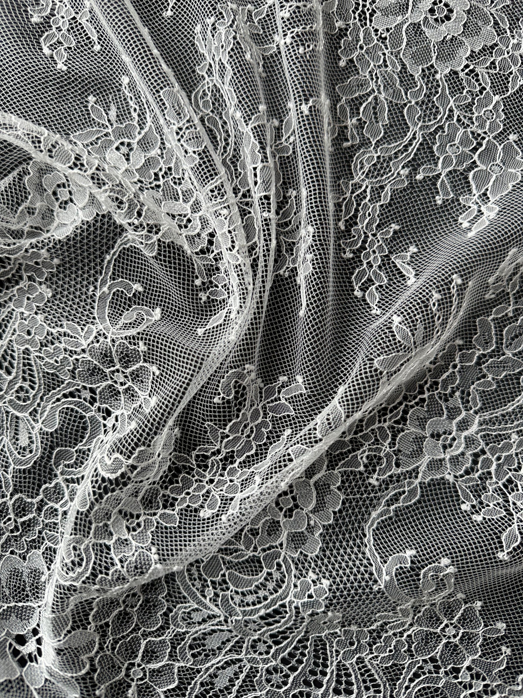 Dentelle Raschel blanche - P223