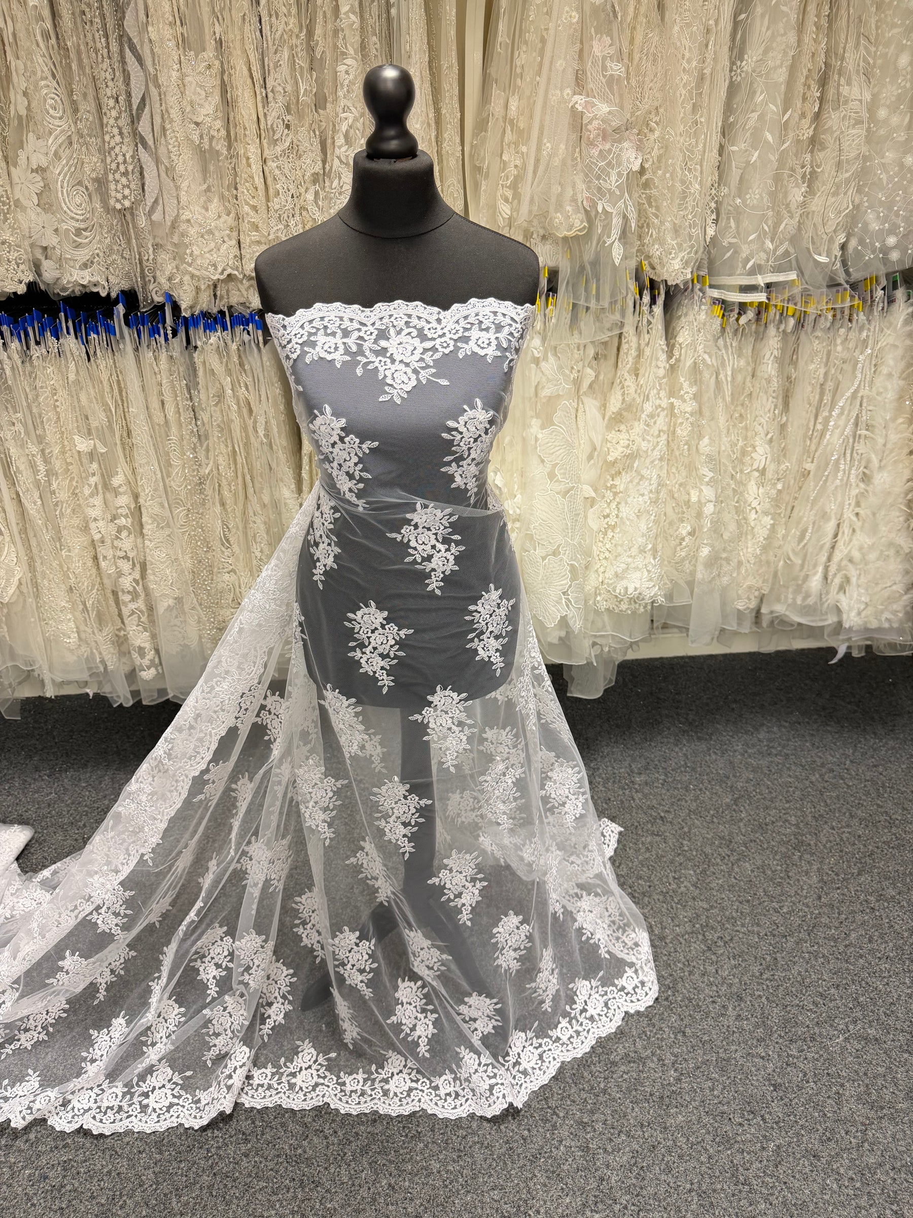 White Corded Lace - P898