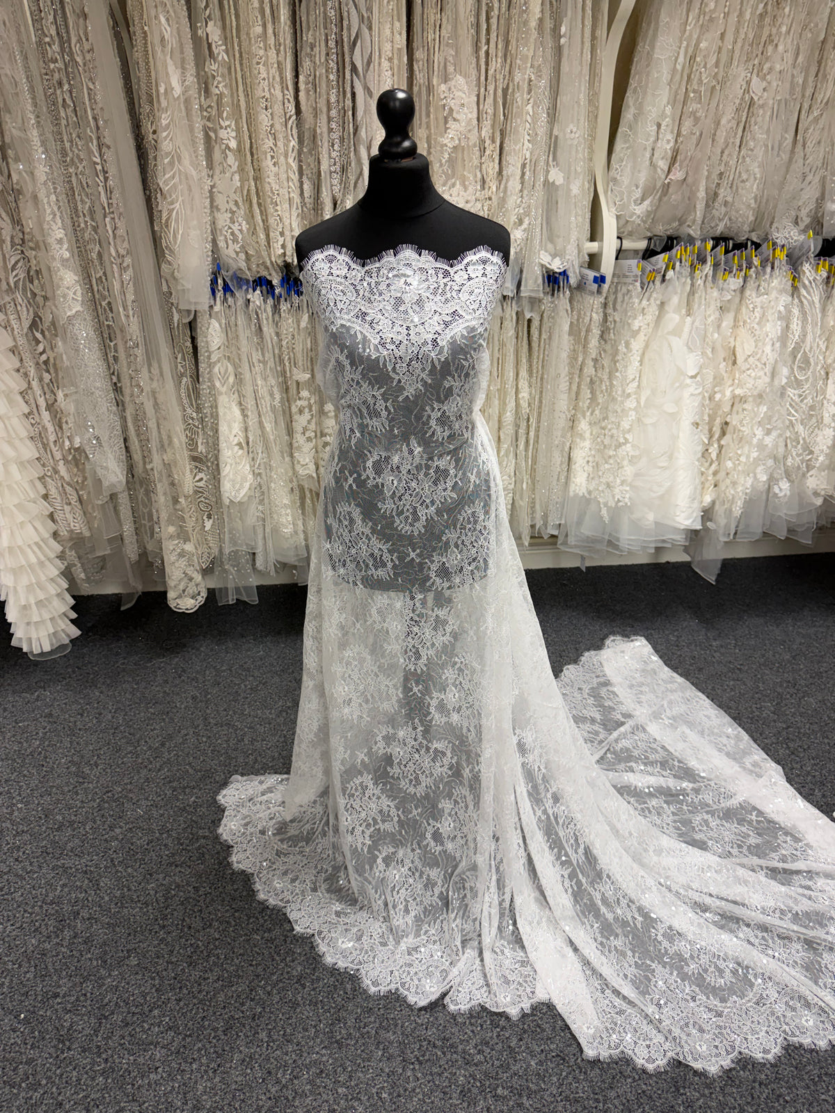 Dentelle Sequins Ivoire - LB6002