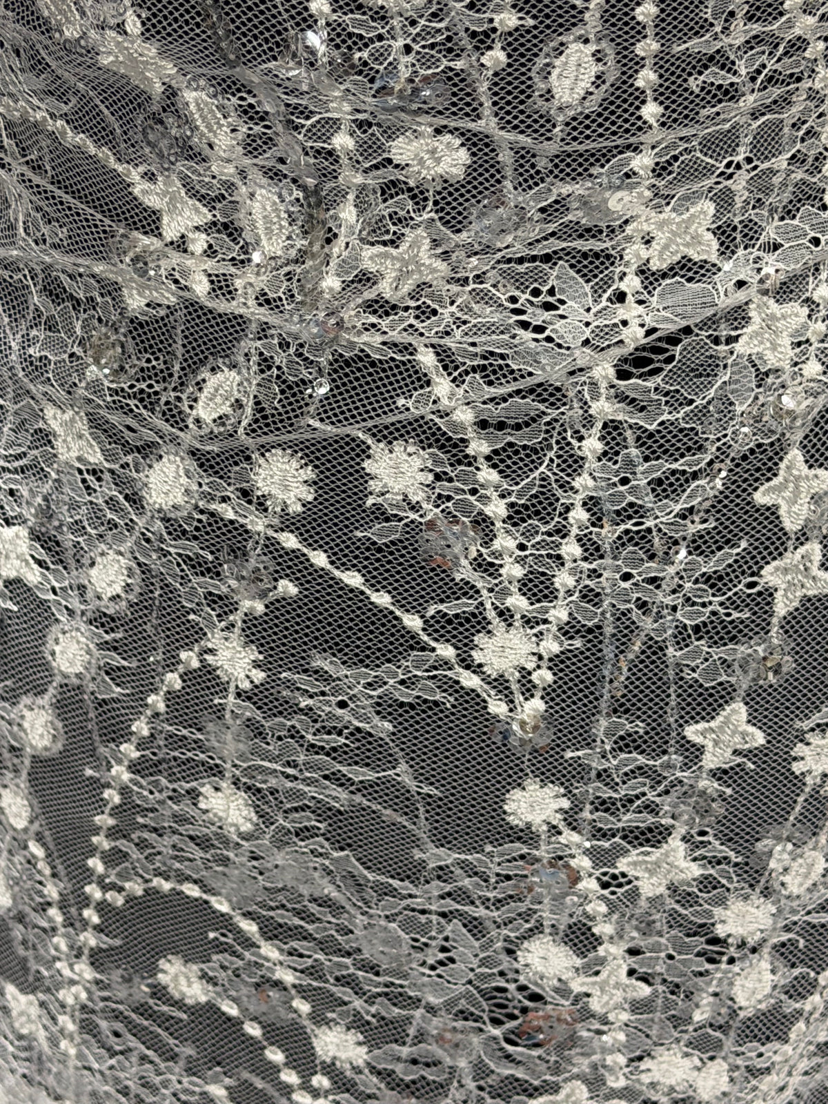 Tulle brodé ivoire à sequins - LB1002