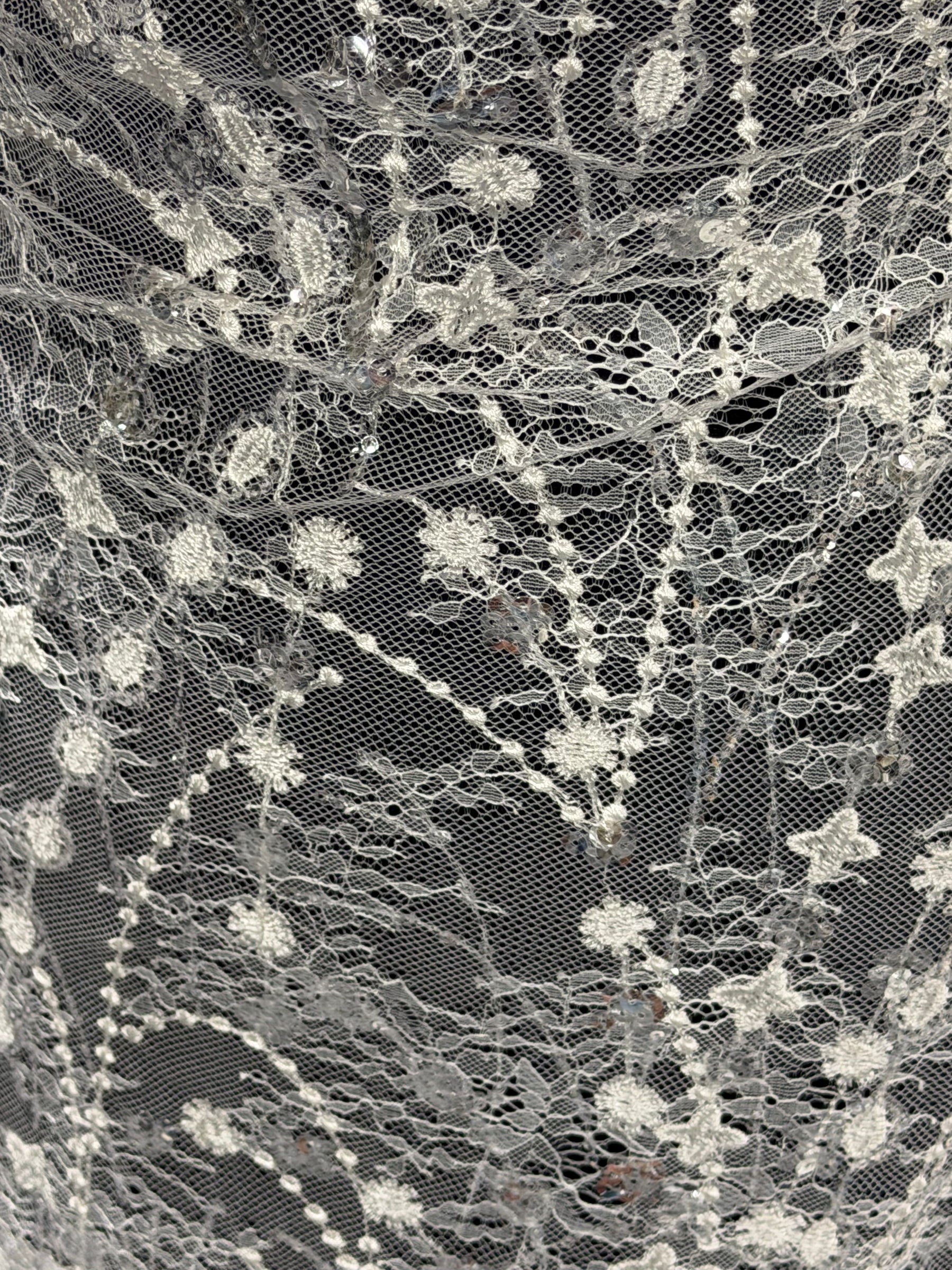 Tulle brodé ivoire à sequins - LB1002