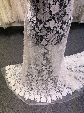 Tulle ivoire brodé de perles en 3D - EB1036