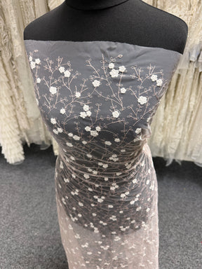 Tulle rose avec dentelle brodée ivoire et rose – EU5004 