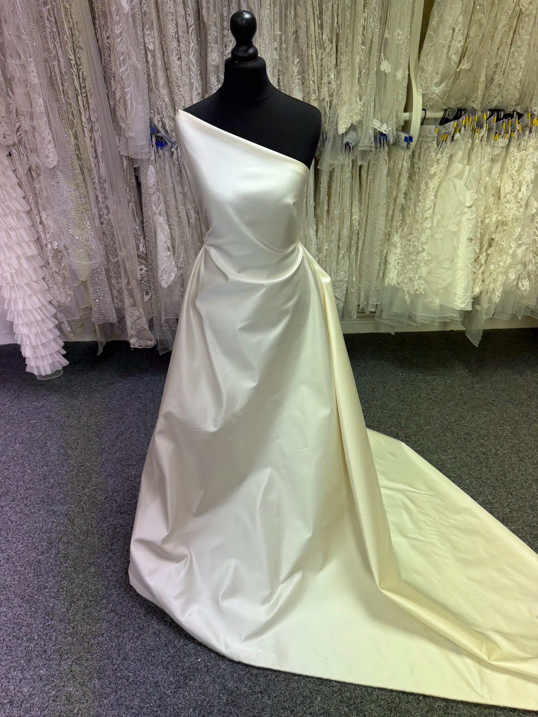 Satin duchesse double face ivoire - P770