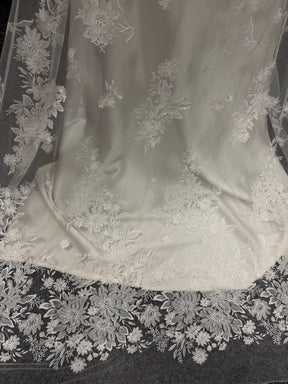 Dentelle brodée de sequins ivoire - EB3041