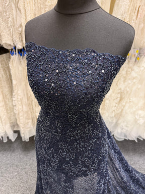Tulle brodé de perles bleu marine - EB1050