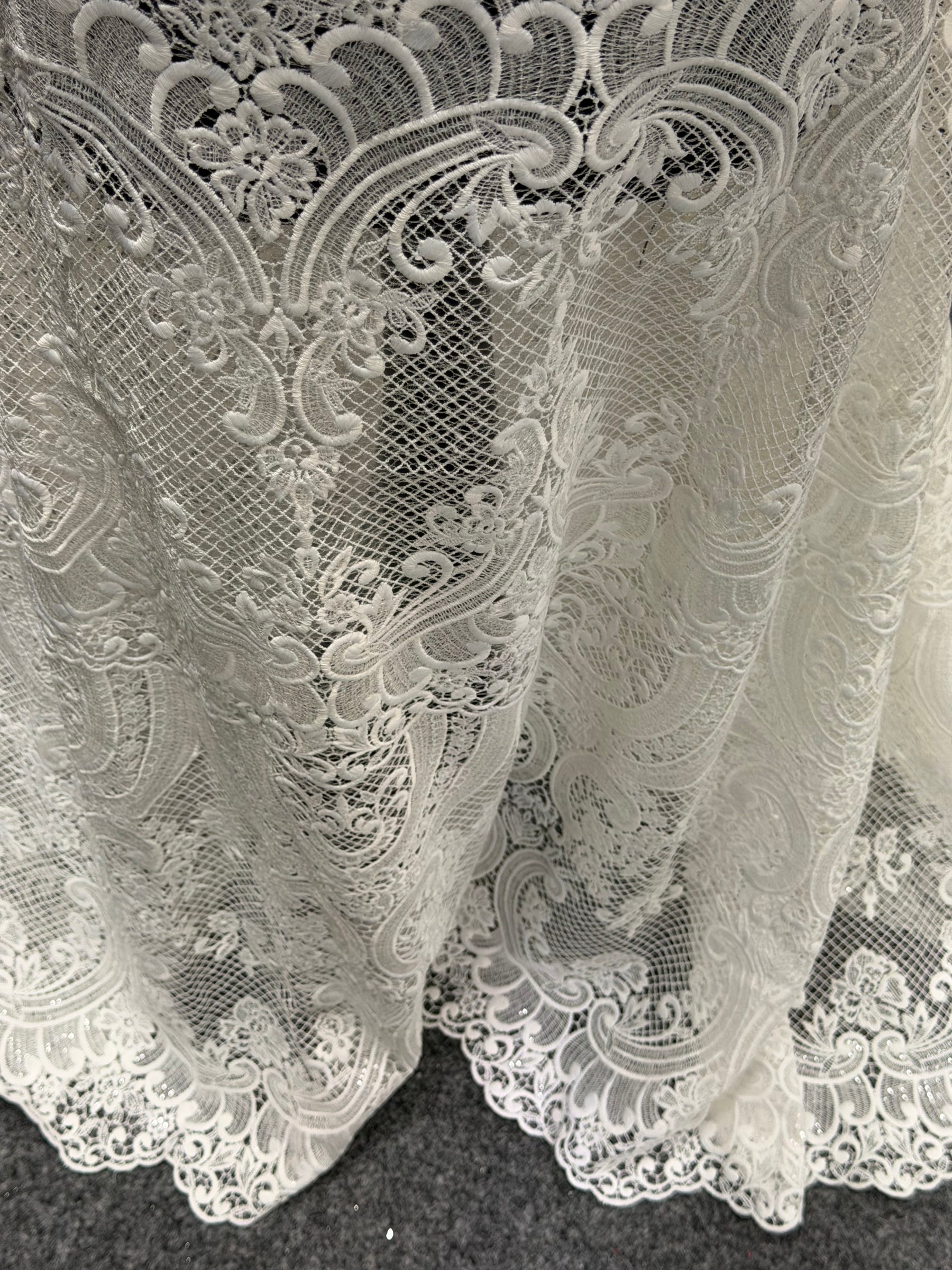 Dentelle Guipure en Séquins Ivoire - LB4002