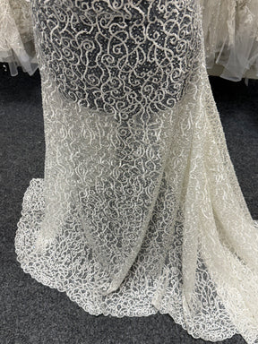 Tulle brodé de perles ivoire - EB1025