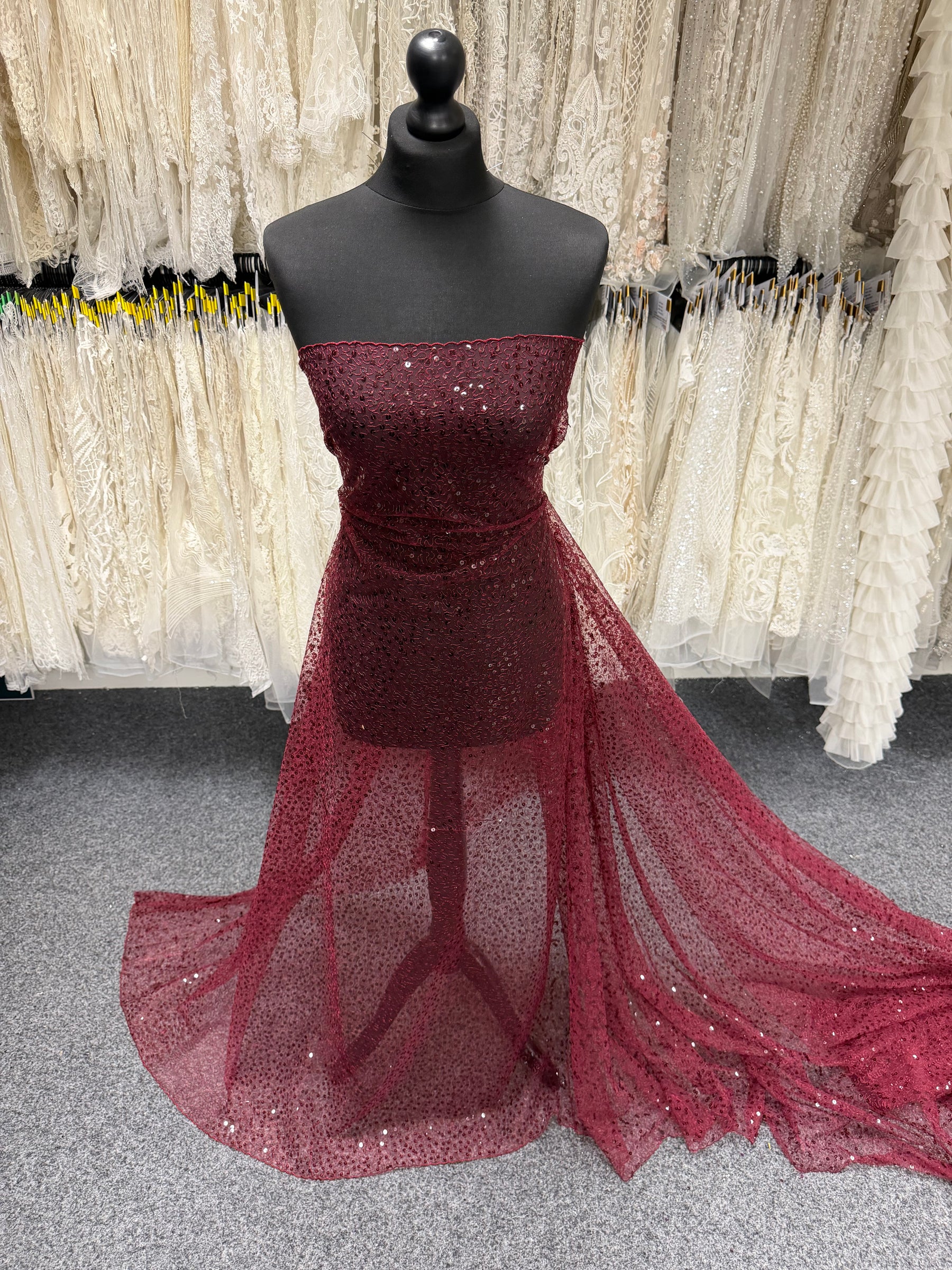 Tulle à sequins brodé couleur vin – EB3001