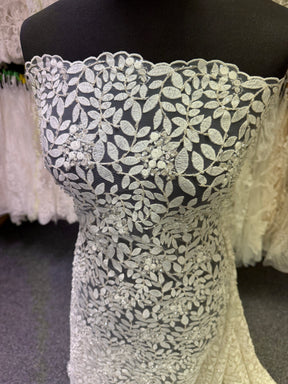Tulle brodé perlé ivoire - EB1052