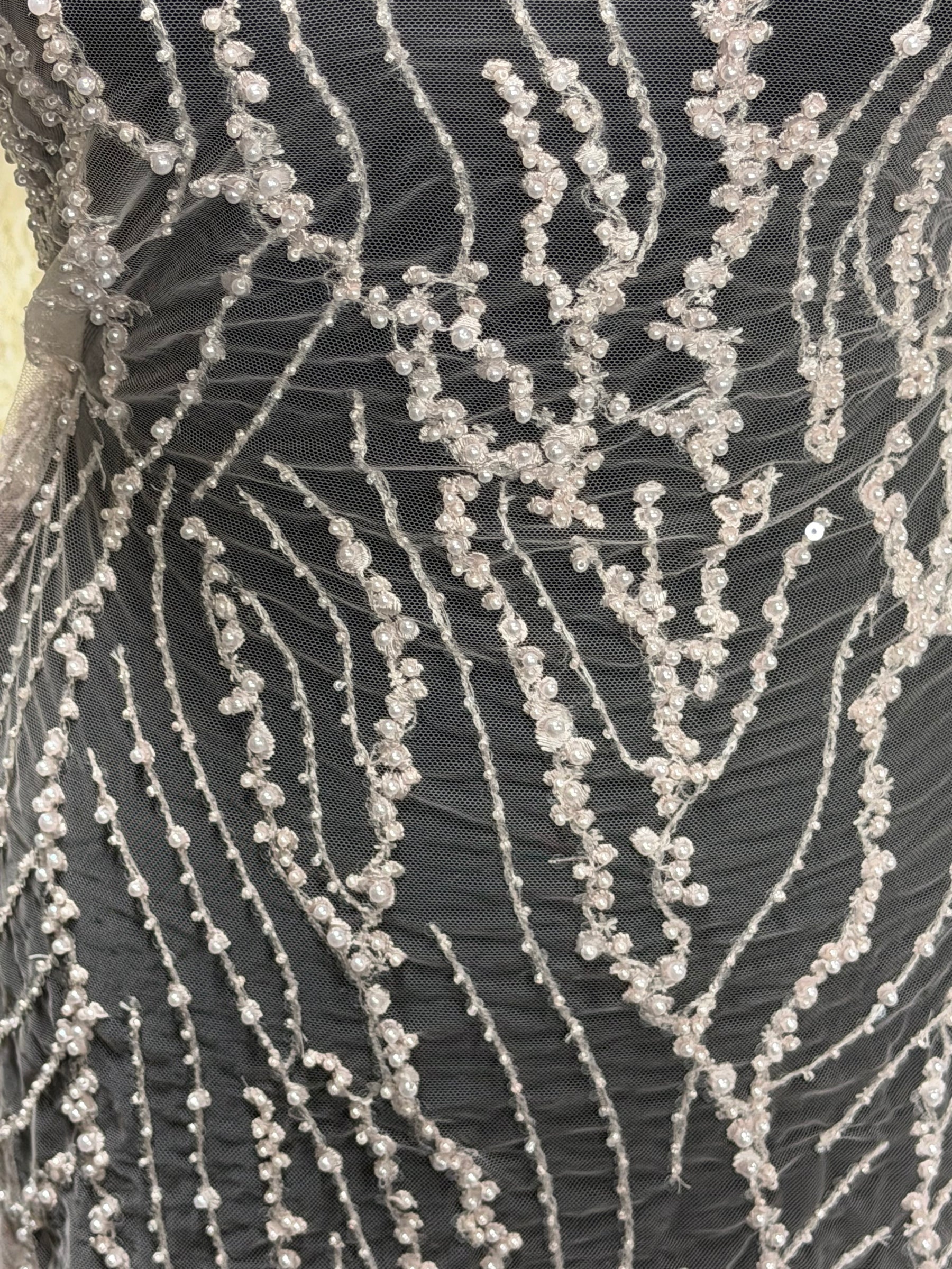 Tulle rose pâle brodé de perles - EB1018