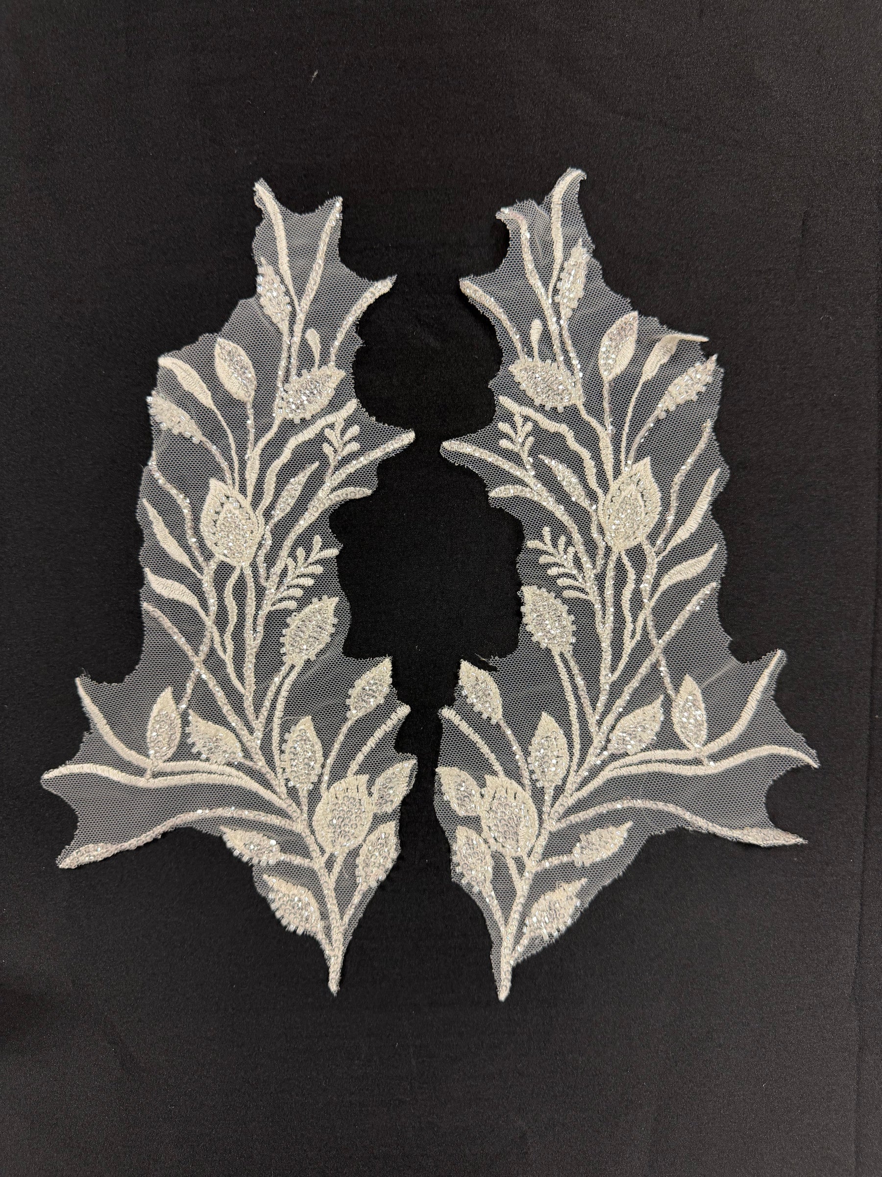 Ivory Beaded Motif - MT4006