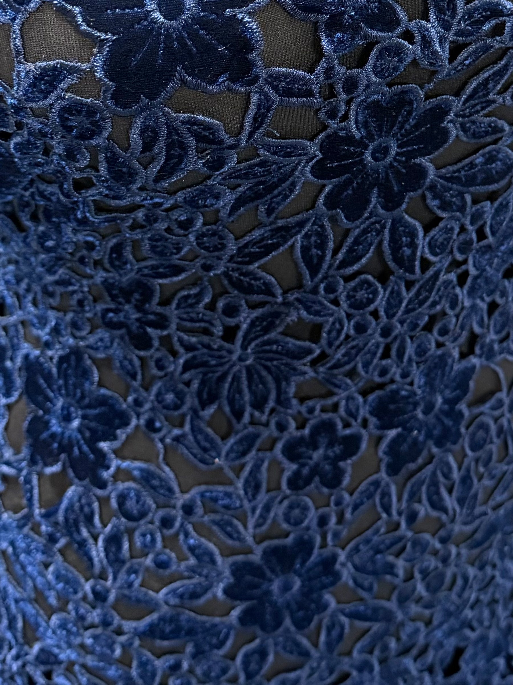 Velours brodé marine - EB6002
