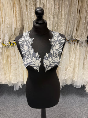 Ivory Beaded Motif - MT4006
