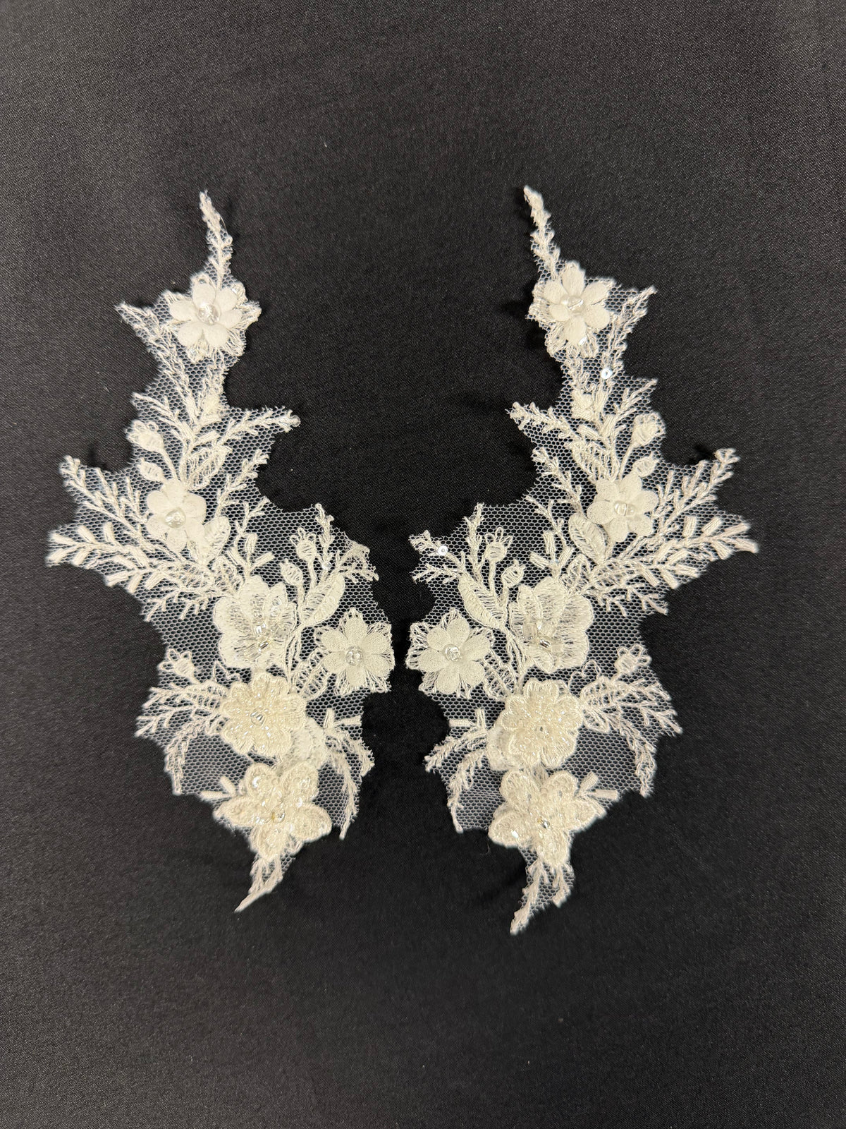 Motif perlé 3D ivoire - MT4013