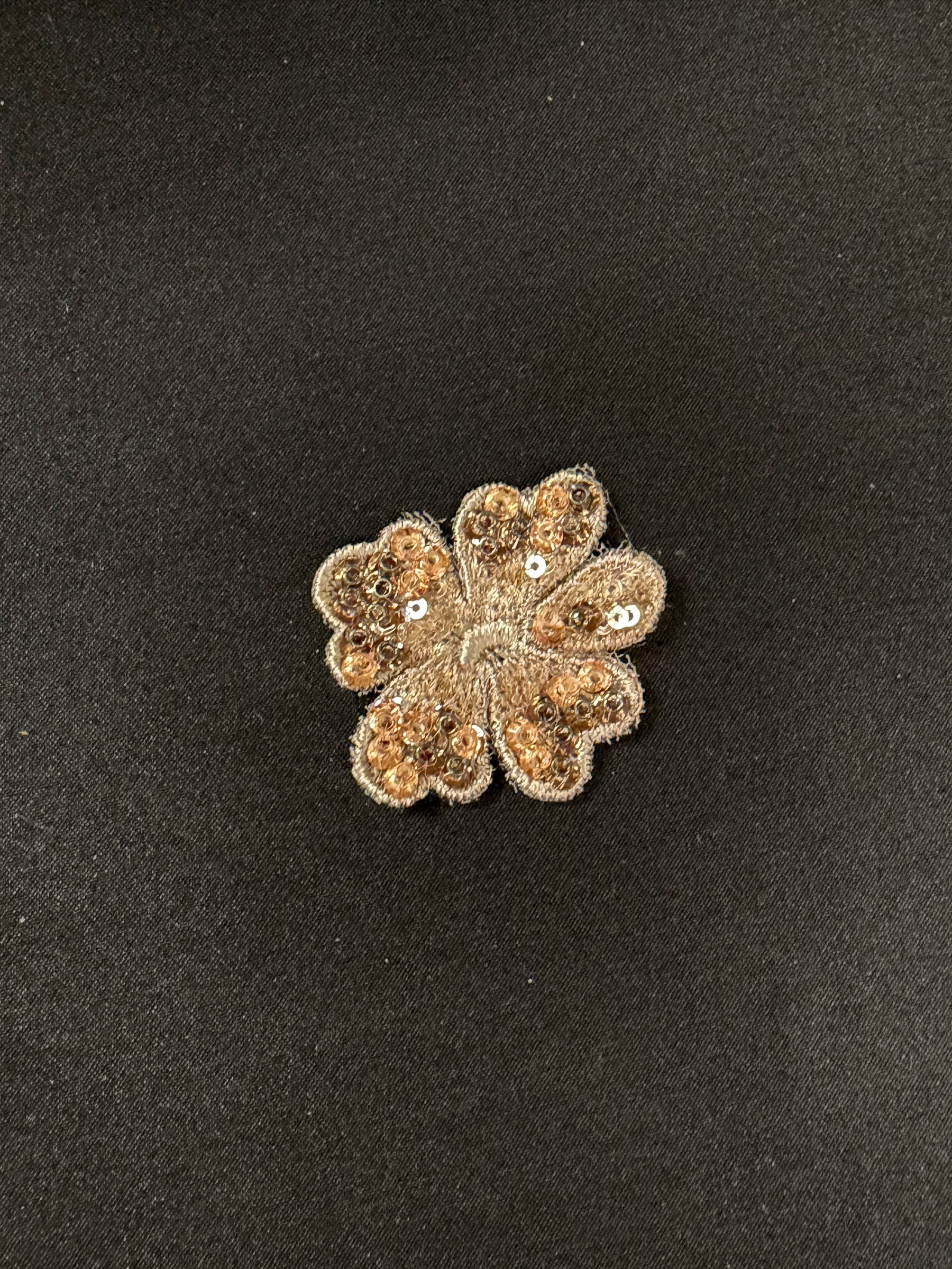 Motif Perlé Gris Foncé/Rose Poudré - MT3005