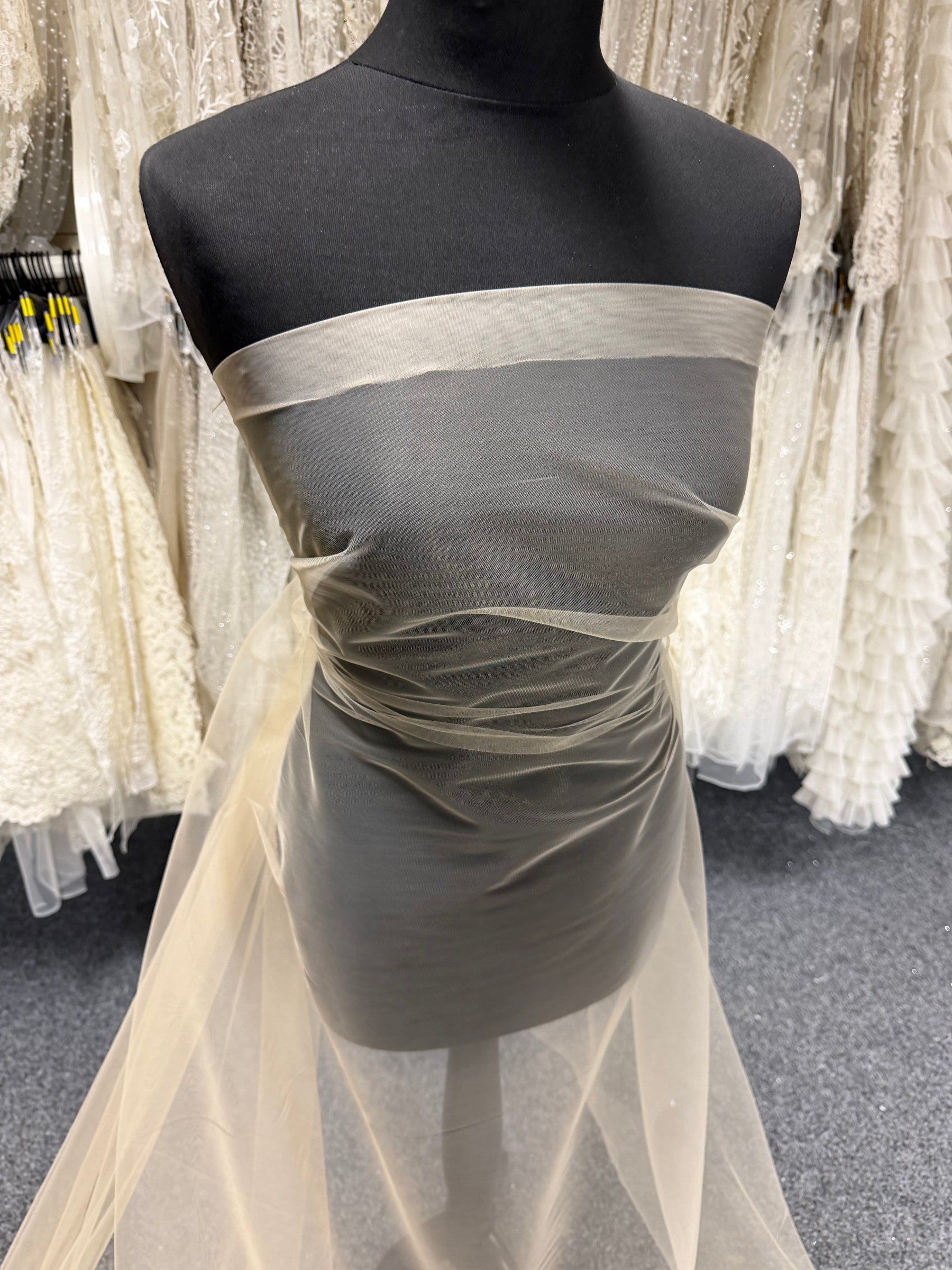 Champagne foncé (63) Tulle - TU0031