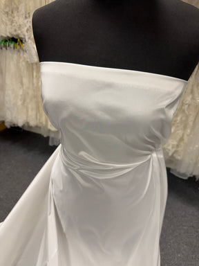 Taffetas de polyester ivoire pâle - P599