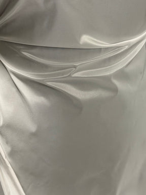Taffetas de polyester ivoire pâle - P599