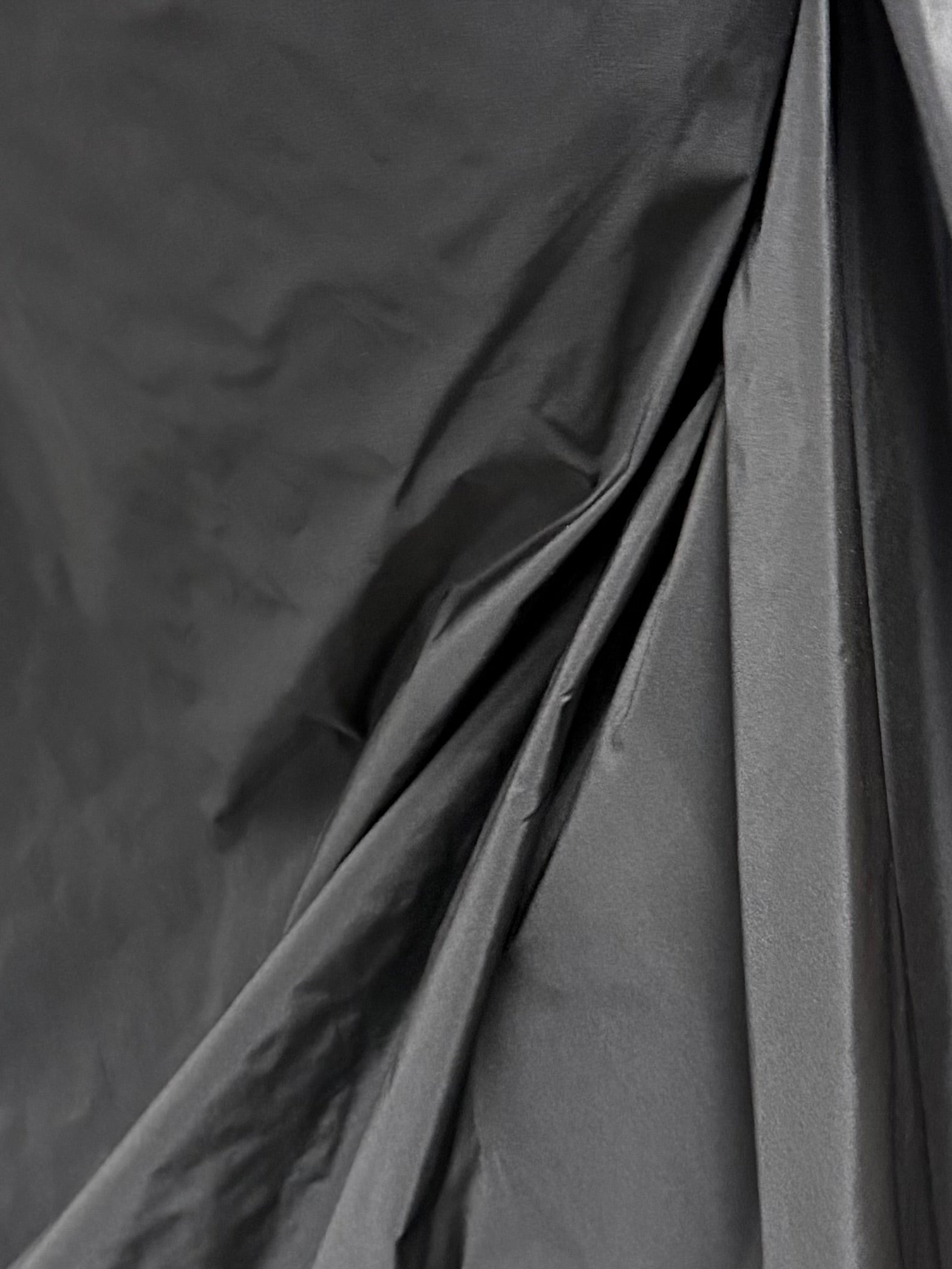 Taffetas de polyester noir - P599