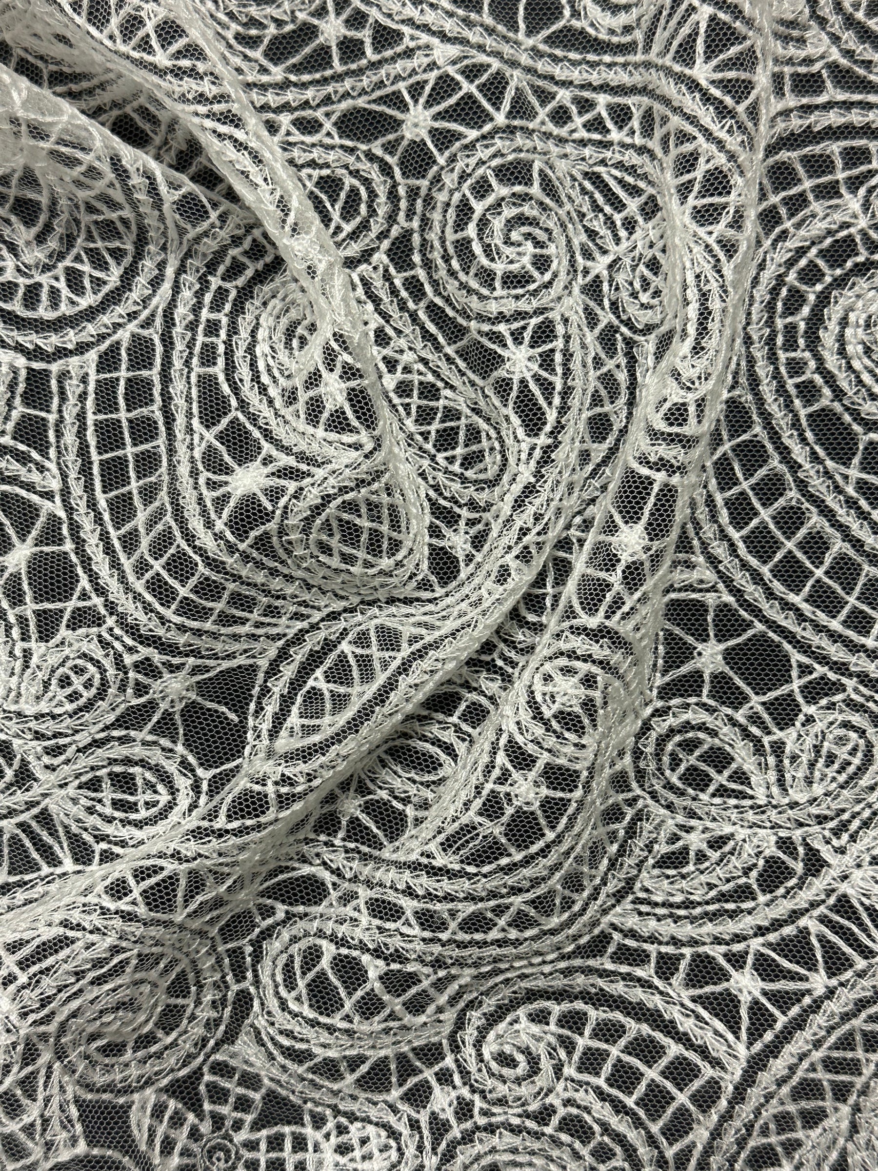 Tulle brodé ivoire - EB5017