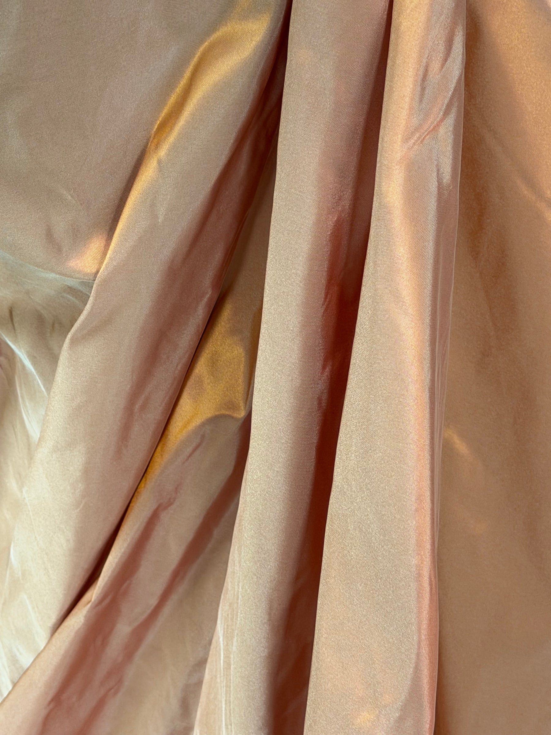 Taffetas de polyester vin/or - P600