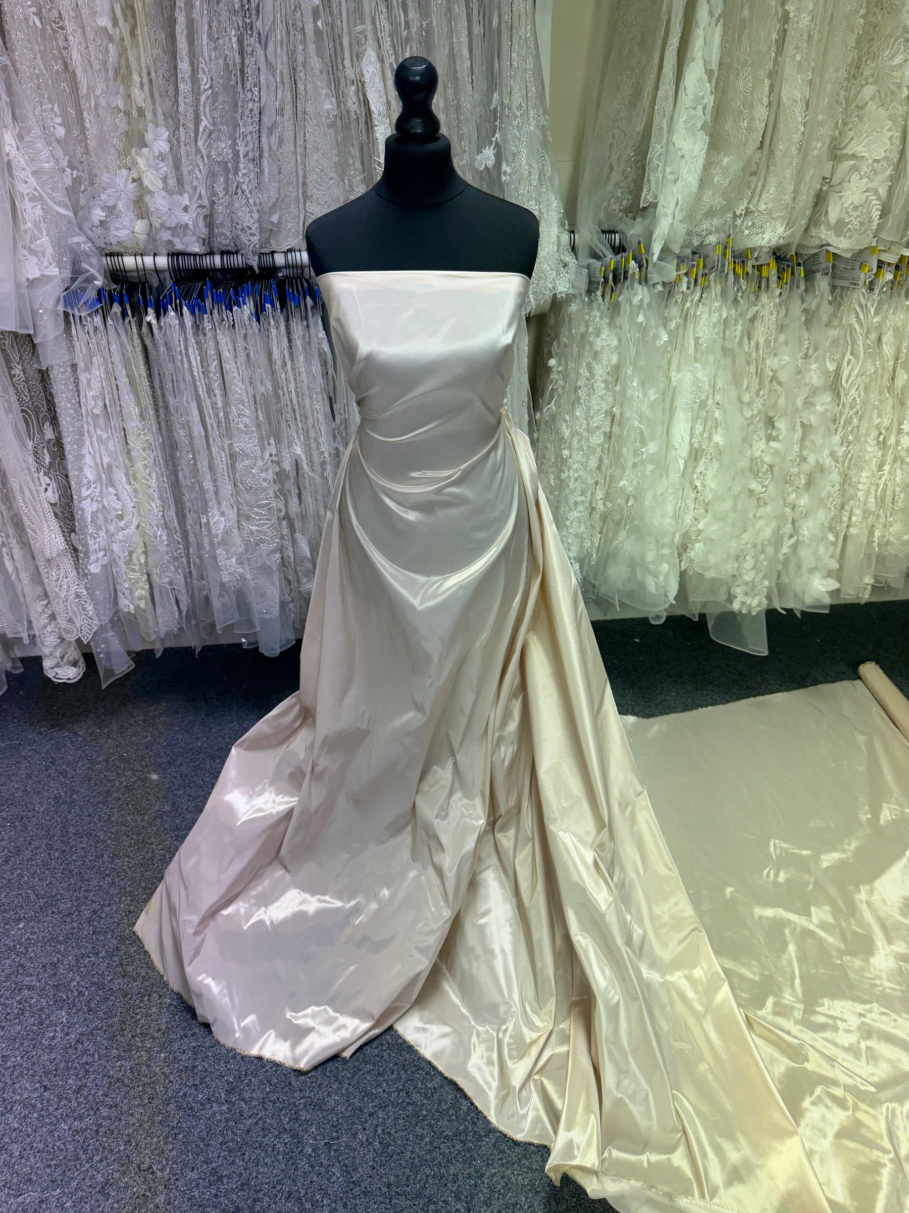 Taffetas polyester champagne/doré - P600