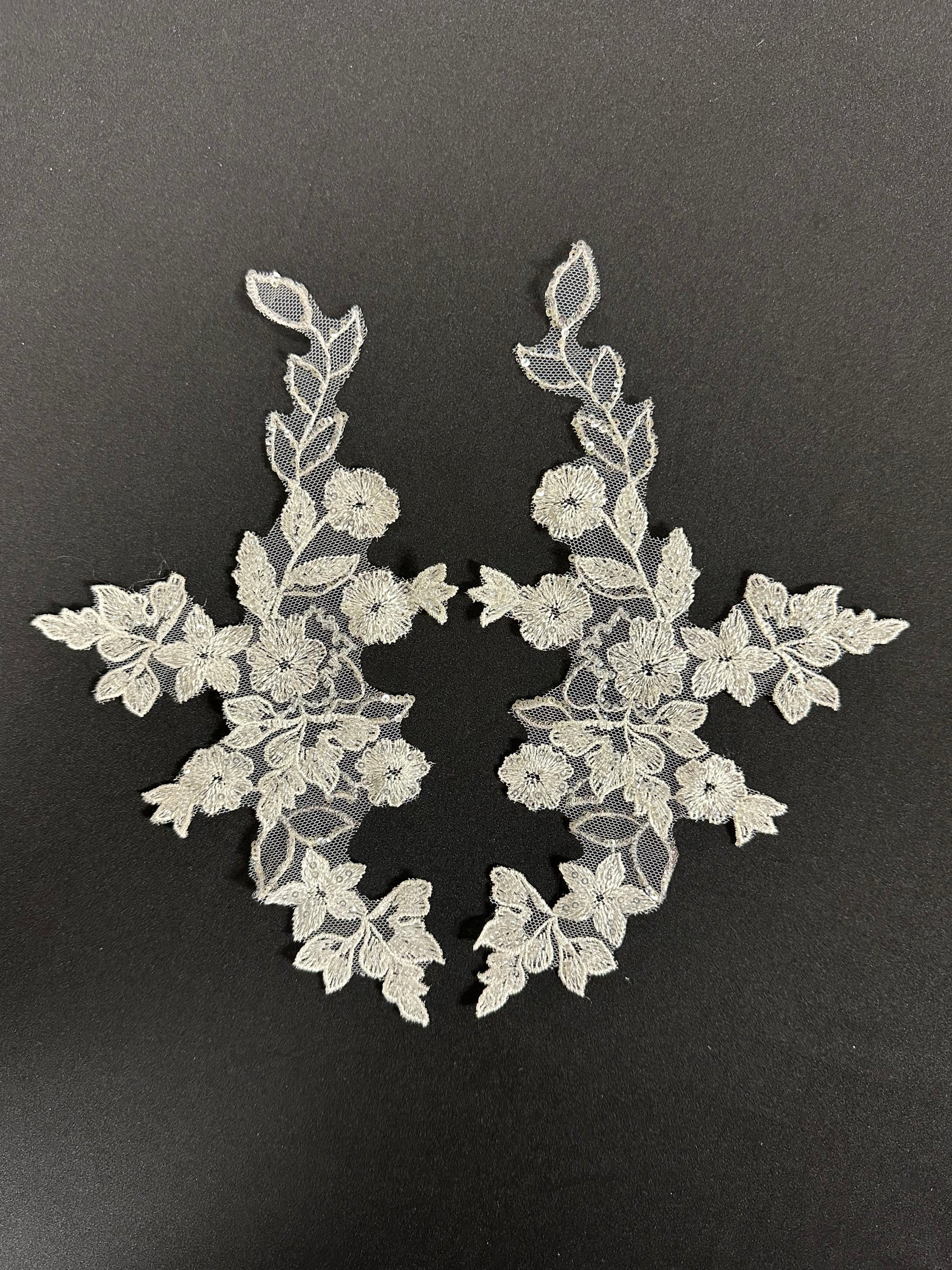 Appliques en dentelle perlée ivoire - MT4004