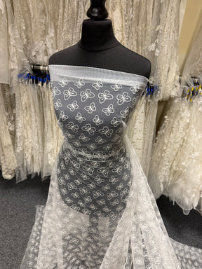Dentelle papillon brodée ivoire – EU5002