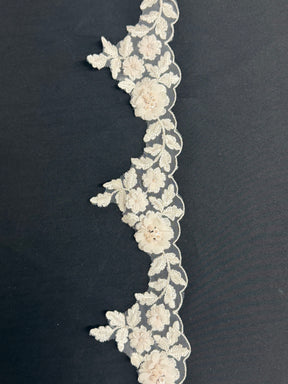 Garniture en dentelle perlée 3D Ivoire/Rose - T714