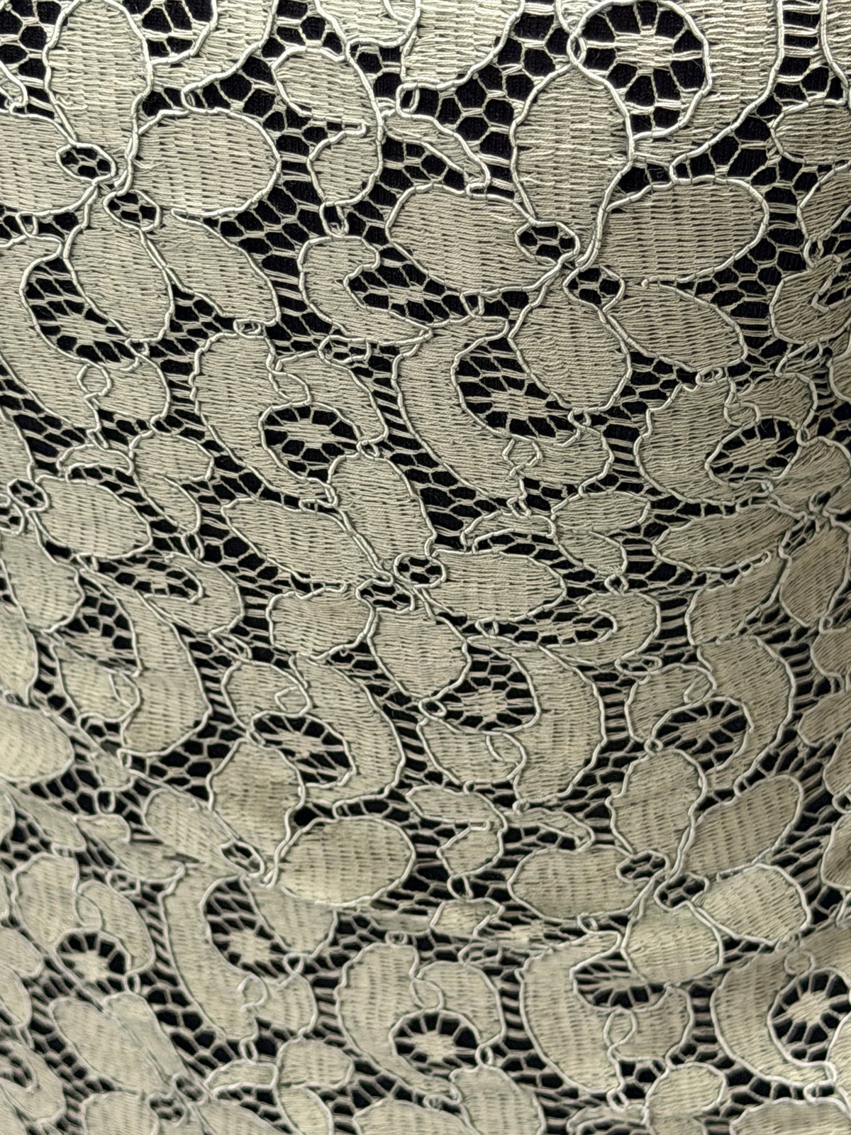 Dentelle française cordée vert péridot - LA4008