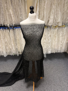 Tulle noir brodé de perles - EB1012