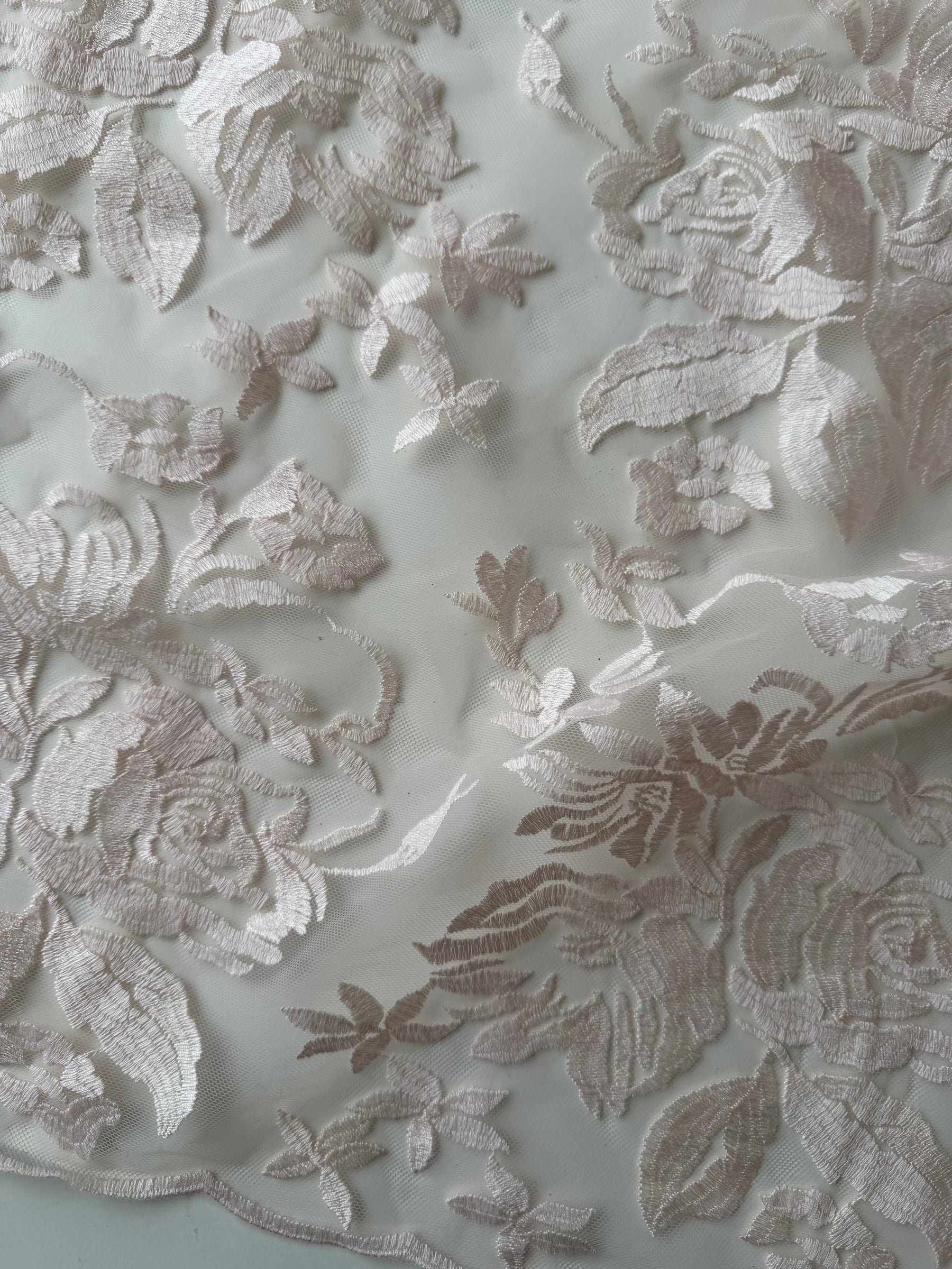 Dentelle brodée rose pâle – EB5018