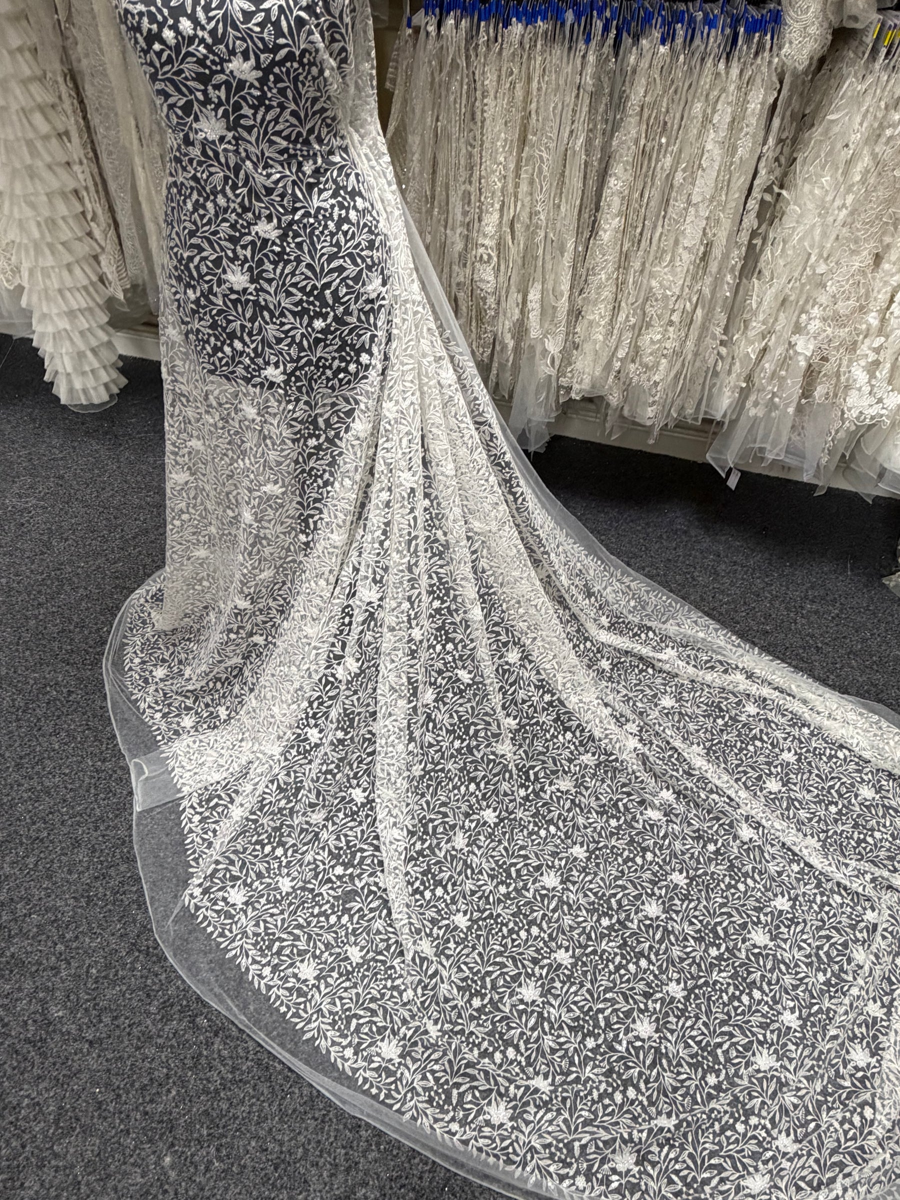 Tulle brodé de perles - EB1108