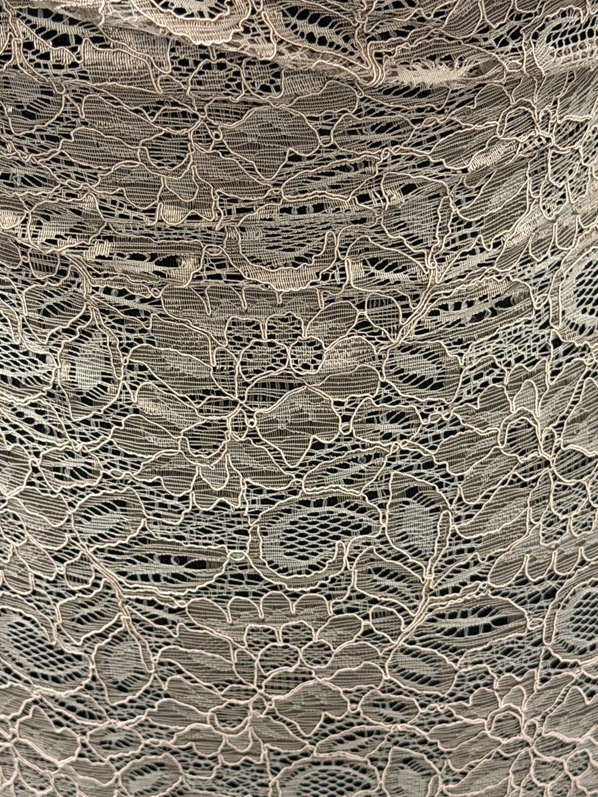 Dentelle cordée en vison - Tocca