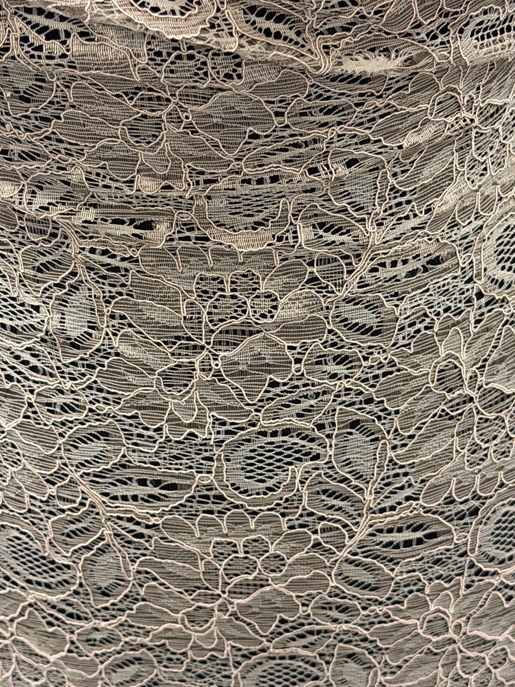 Dentelle cordée en vison - Tocca