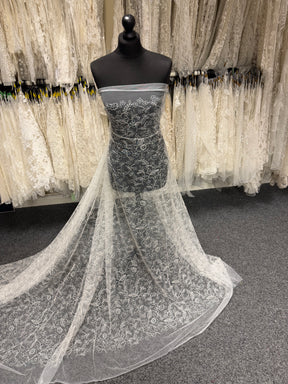 Ivory Embroidered Lace - Ezri