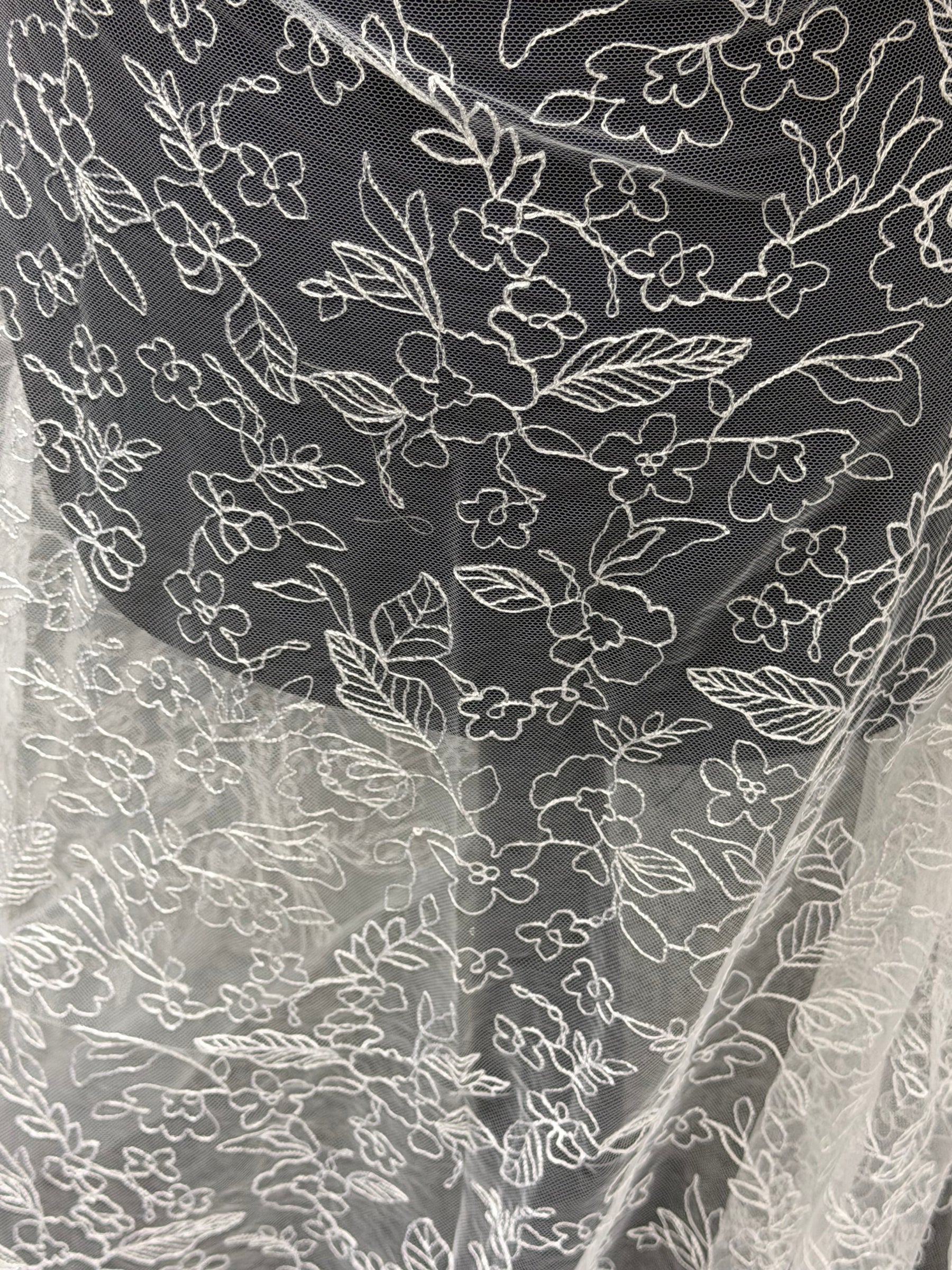 White Embroidered Lace - Ezri