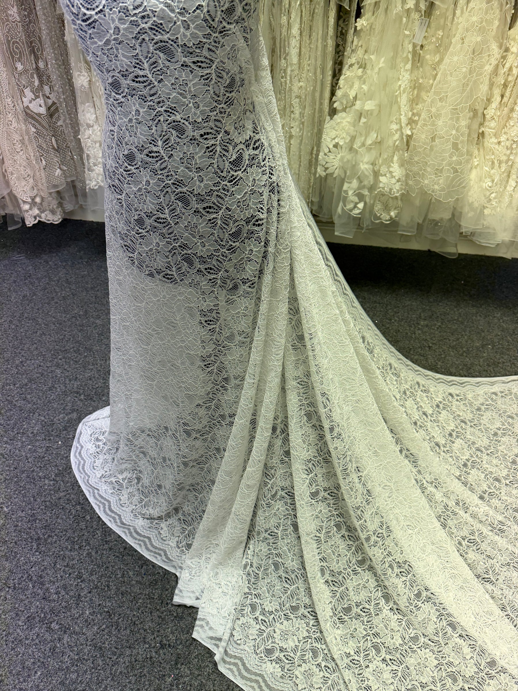 Dentelle blanche cordée - Tocca
